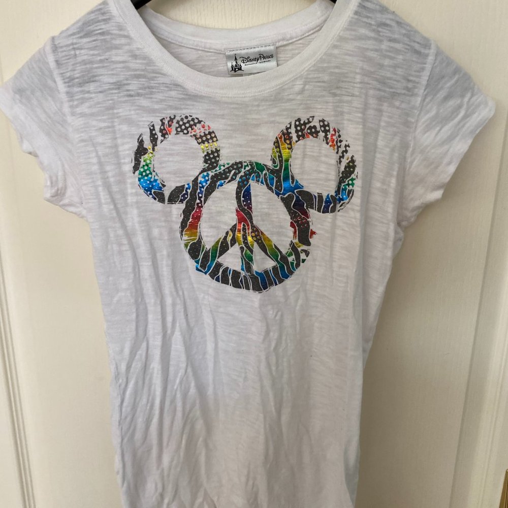 Disney Logo with Rainbow Colored Accents Short Sleeve White Tshirt